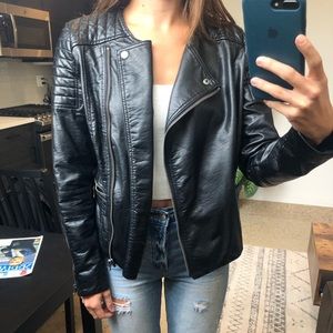 Free people leather jacket!! Warm & soft.